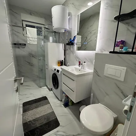 Urban Corner Apartman *